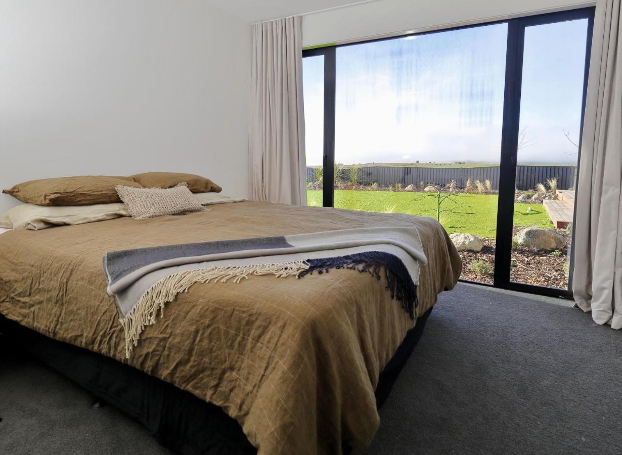 Lake House - Te Anau Holiday Home מראה חיצוני תמונה