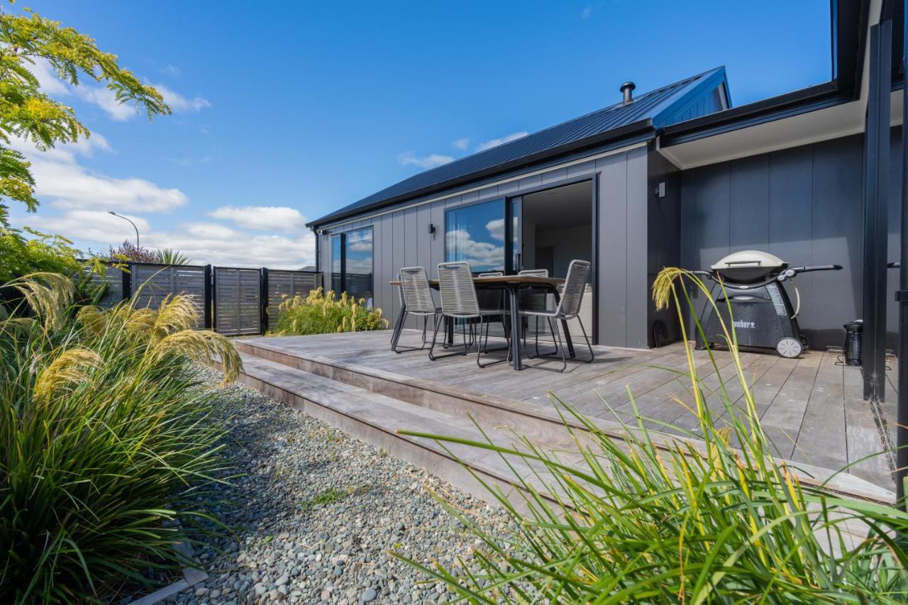 Lake House - Te Anau Holiday Home מראה חיצוני תמונה
